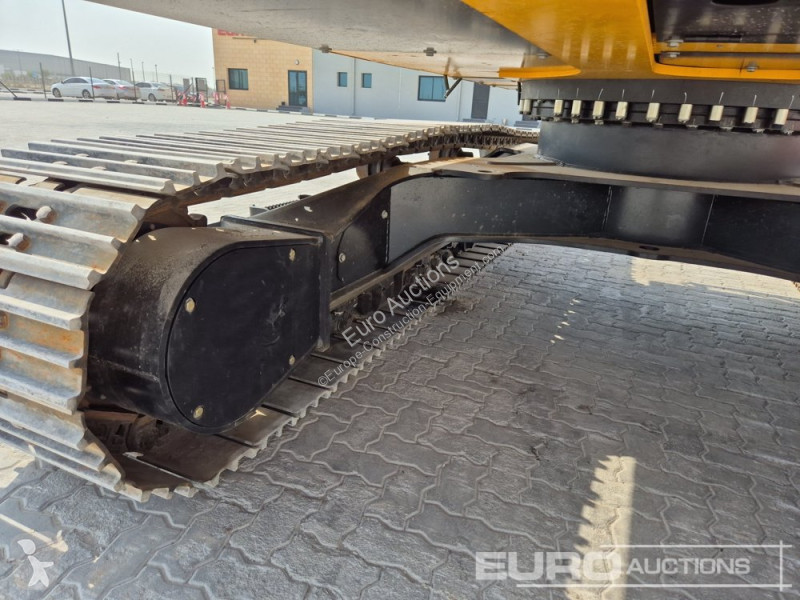 جرافة JCB JS215LC
