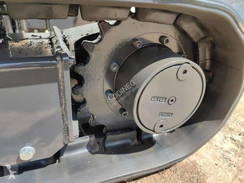 Escavadora Kato  VXE HD 17