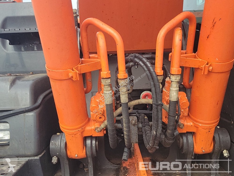 Escavatore Hitachi -5B