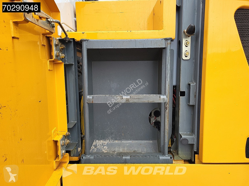Excavadora Liebherr R922 Litronic