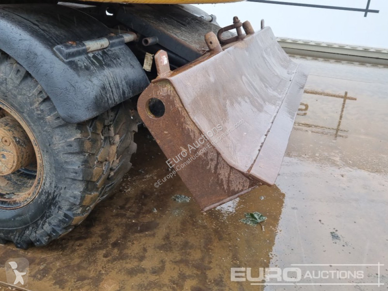 Lopatový nakládač Caterpillar D