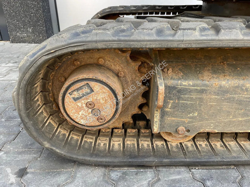 Escavadora Eurocomach ES35ZT