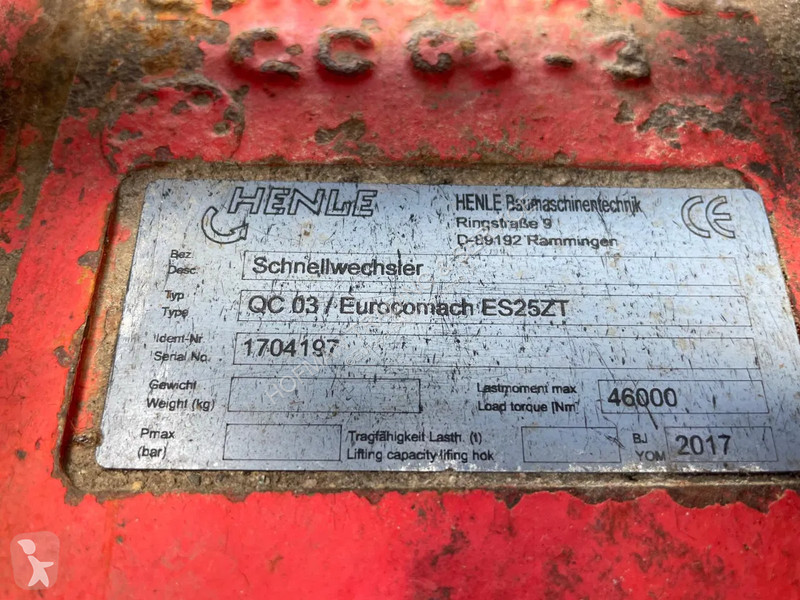 Escavadora Eurocomach ES25ZT