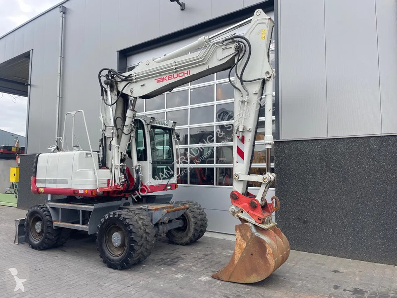 Skovel Takeuchi