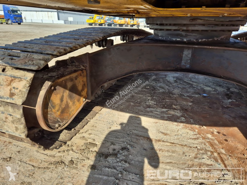 Excavator Komatsu PC210LC-8M0