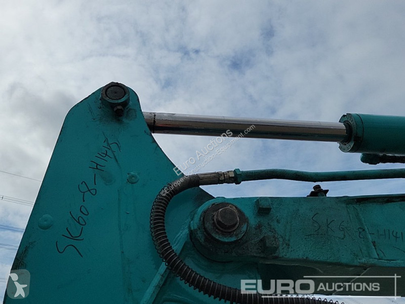 Escavadora Kobelco -8