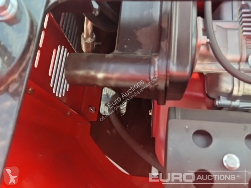 Escavadora JPC HT12