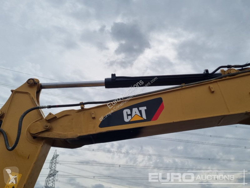 Escavatore Caterpillar C