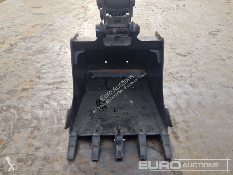 Graafmachine Volvo EC80D