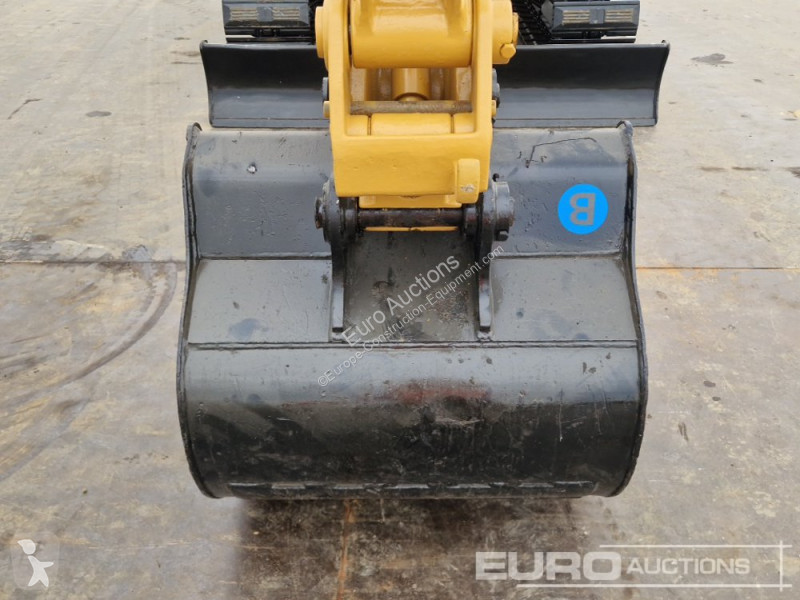 Escavatore Caterpillar 305.5E2