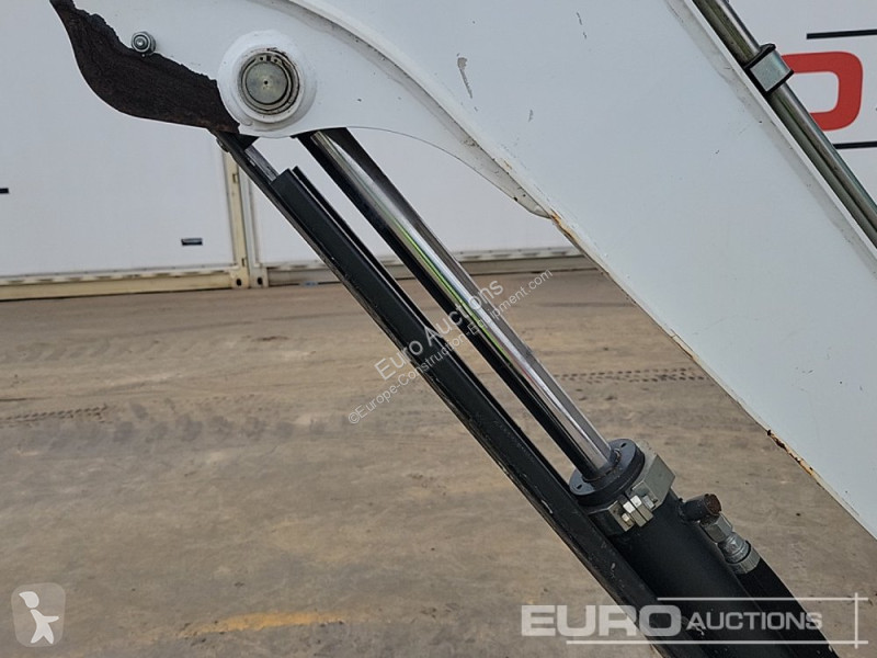 Lopatový nakládač Bobcat E27Z