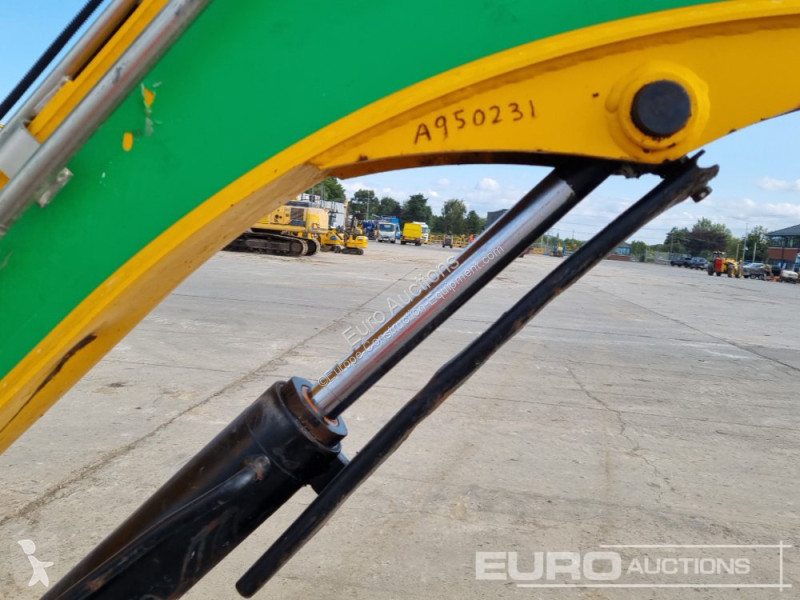 Escavatore JCB