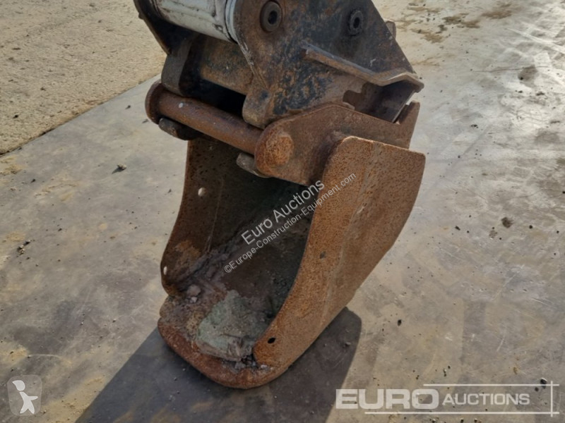 Escavatore Takeuchi