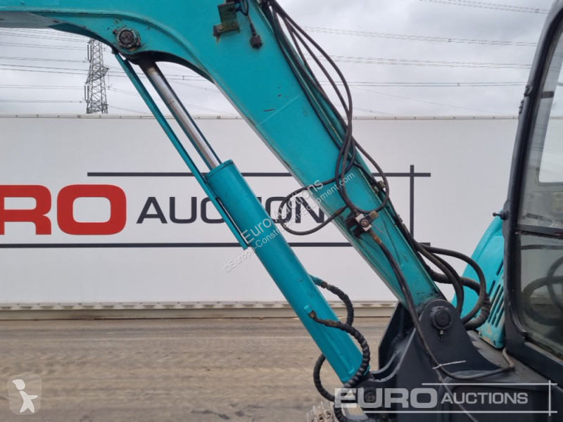 Escavadora Kobelco -C