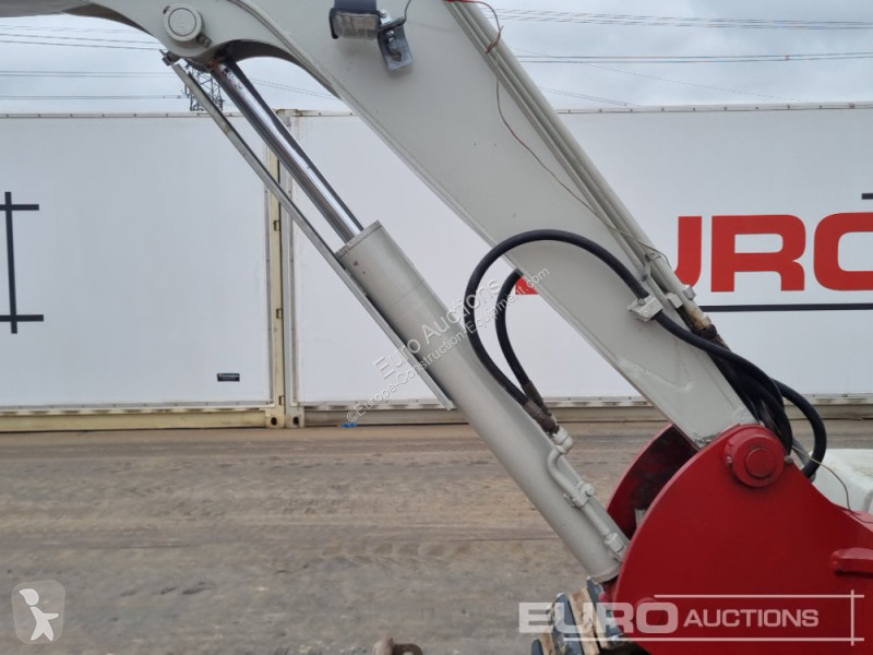Excavadora Takeuchi TB150C