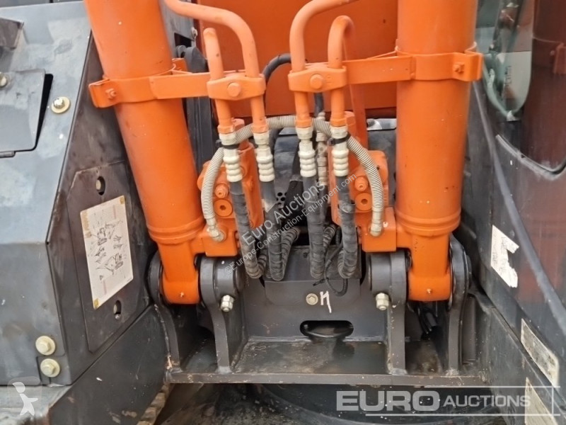 Excavadora Hitachi -6