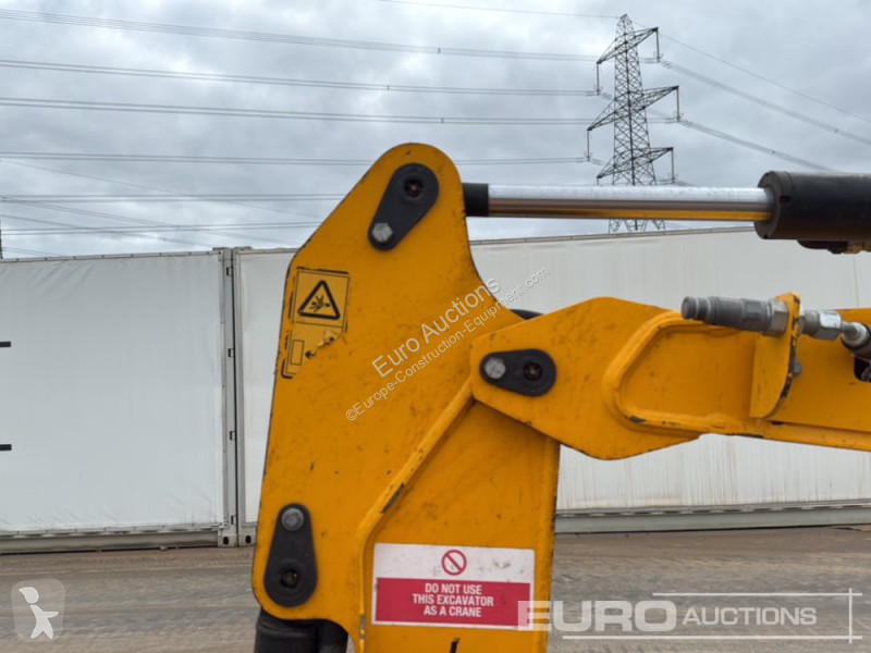 جرافة JCB 16C-1