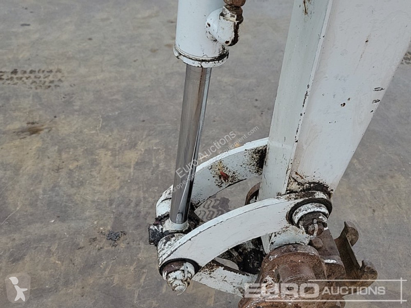 Escavadora Takeuchi TB216