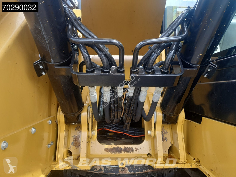 Graafmachine Caterpillar 325 F L