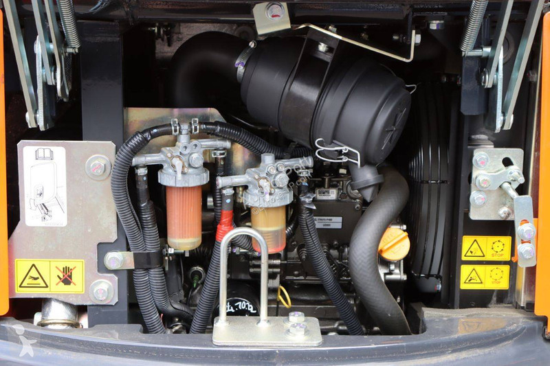 Escavadora Hitachi ZX19U-6 YR
