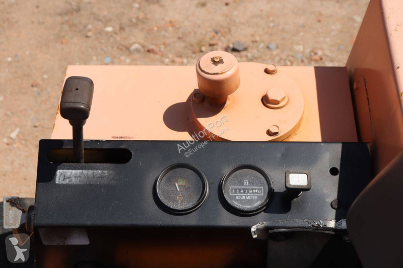 Escavatore Yanmar 20NA72L-08