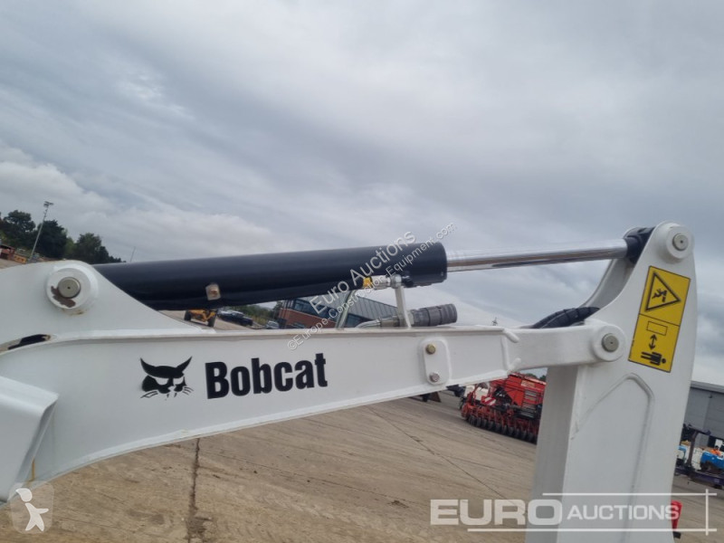 Excavator Bobcat E19