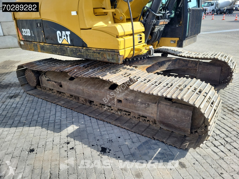 Excavator Caterpillar L