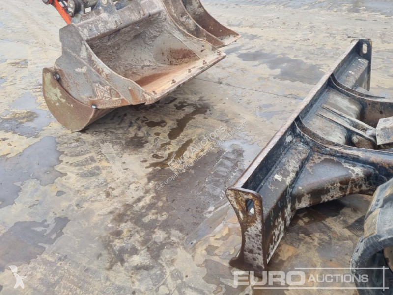 Escavadora Kubota KX080-4A2