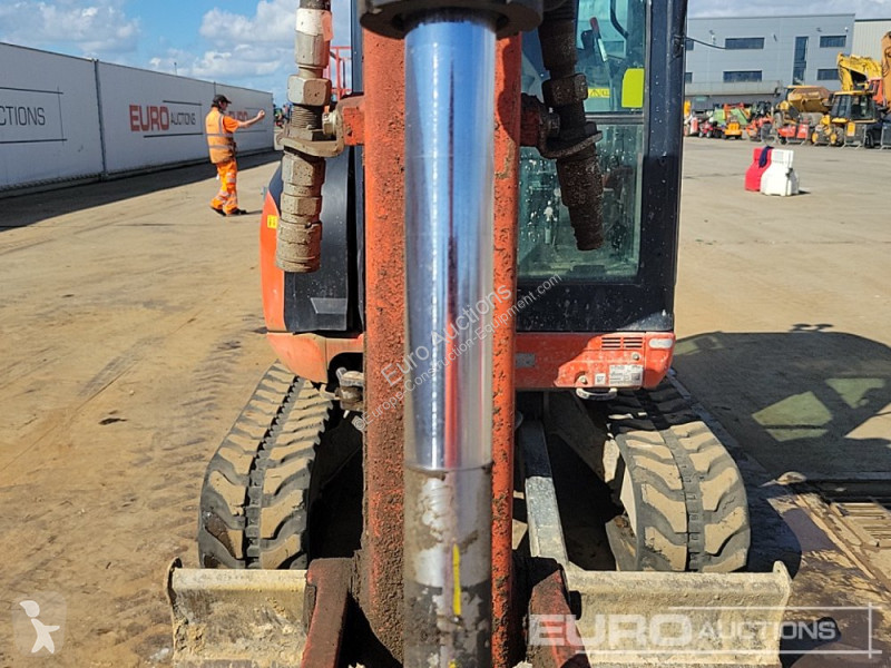 جرافة Kubota U27-4