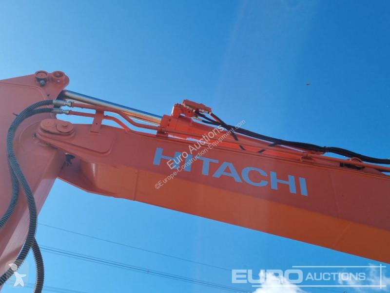 Excavadora Hitachi -7