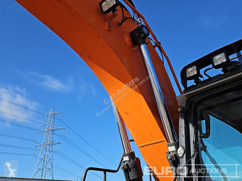 Escavadora Doosan -5