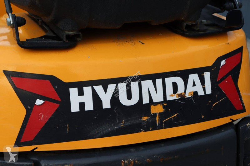Excavator Hyundai HX10A
