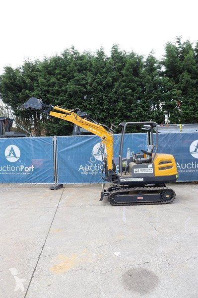 Excavator  Nycheki Q25PRO
