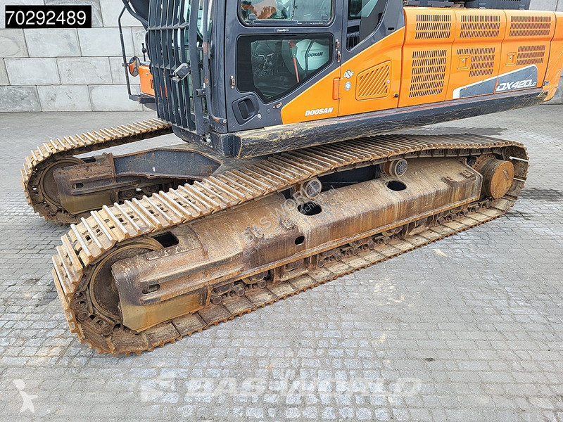 Excavadora Doosan -5