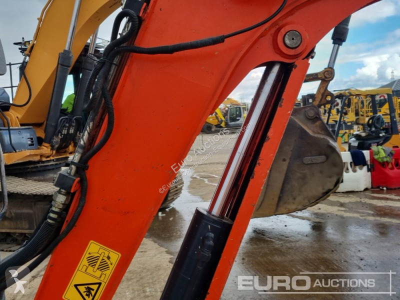 Lopatový nakládač Kubota KX101-3