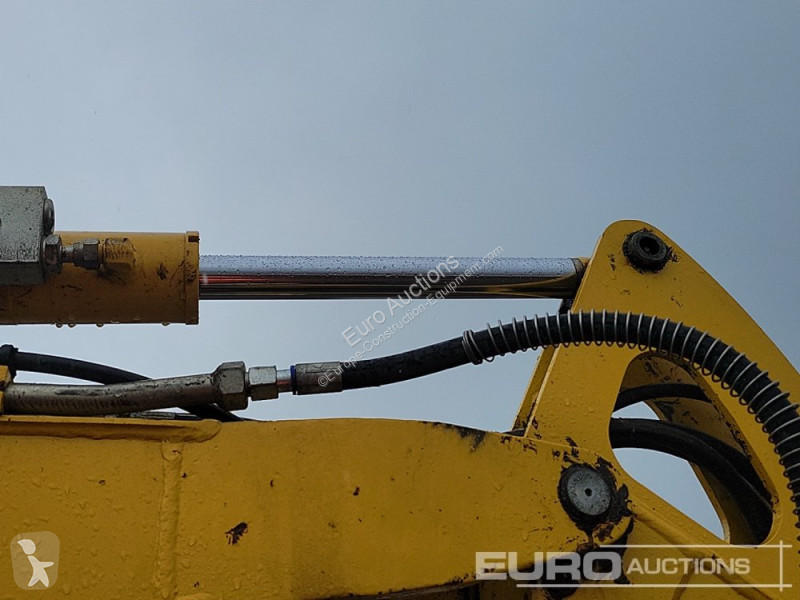Lopatový nakládač Komatsu PC26MR-3