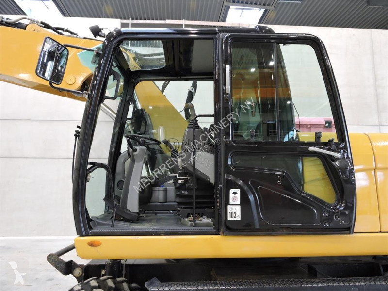 جرافة Caterpillar D