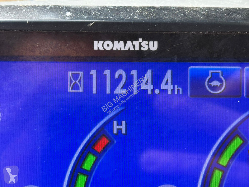 جرافة Komatsu