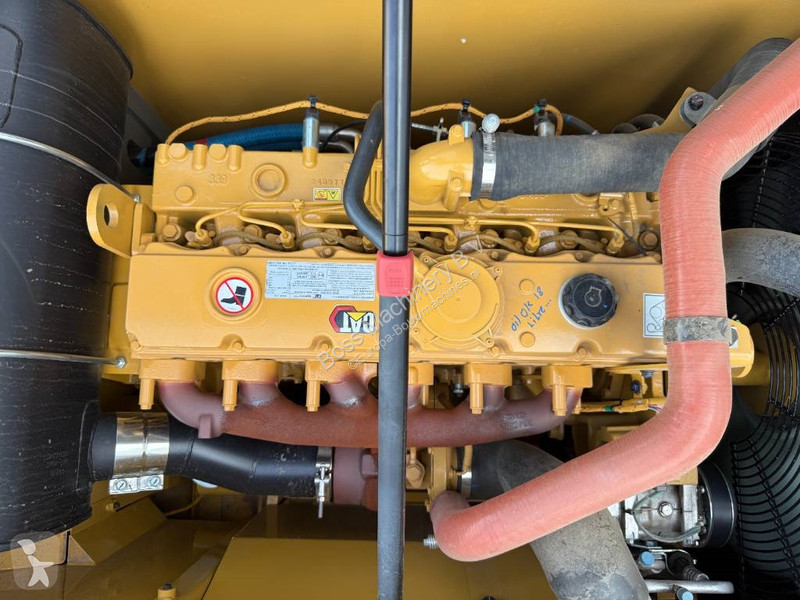 جرافة Caterpillar 3 - New / Unused / Hammer Lines