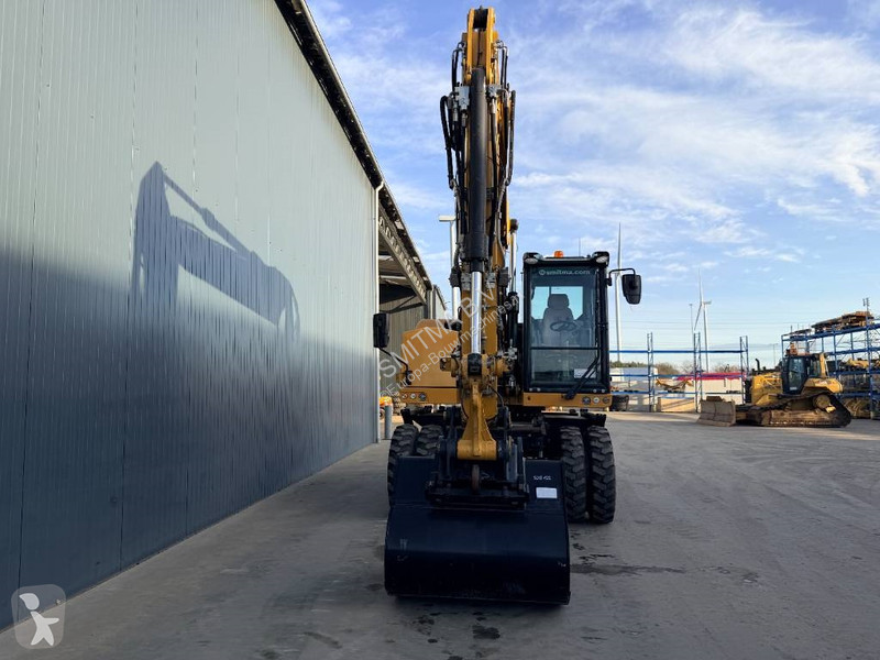 جرافة Caterpillar F