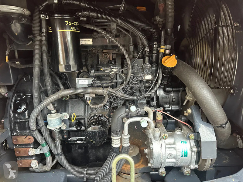 Mini-escavadora Hitachi ZX60USB-3 CLR usada - n°11058454