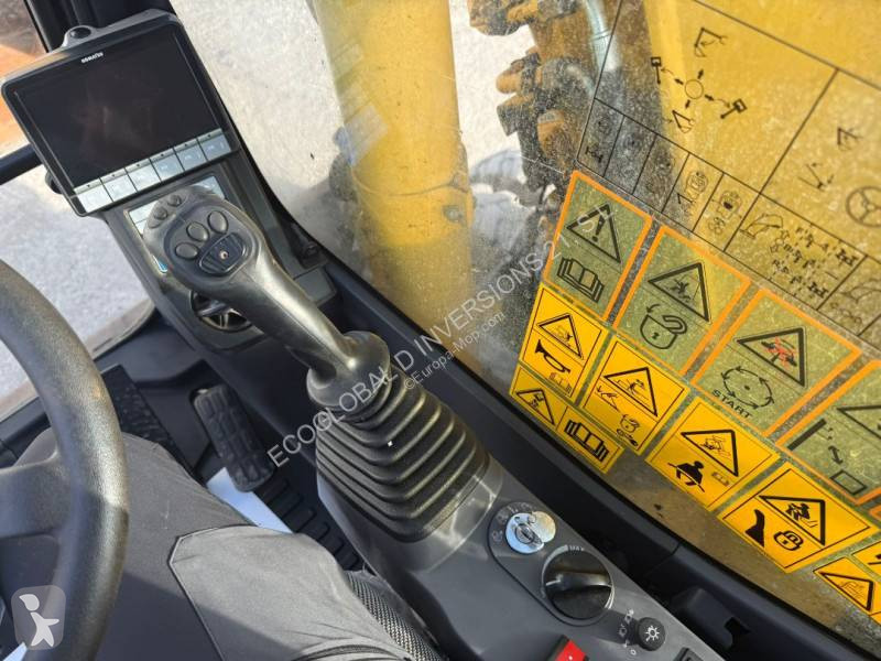 Rýpadlo Komatsu PW160-11