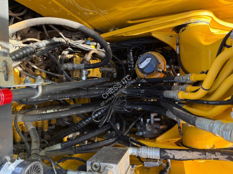 جرافة Komatsu 148-11 - 148 - 140 -