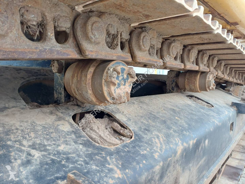 Excavator Caterpillar 318FL