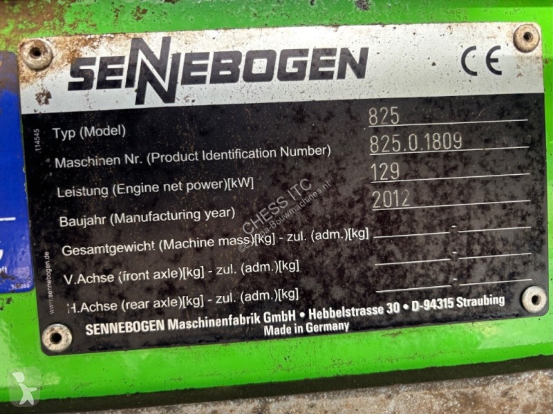 Escavatore Sennebogen 825
