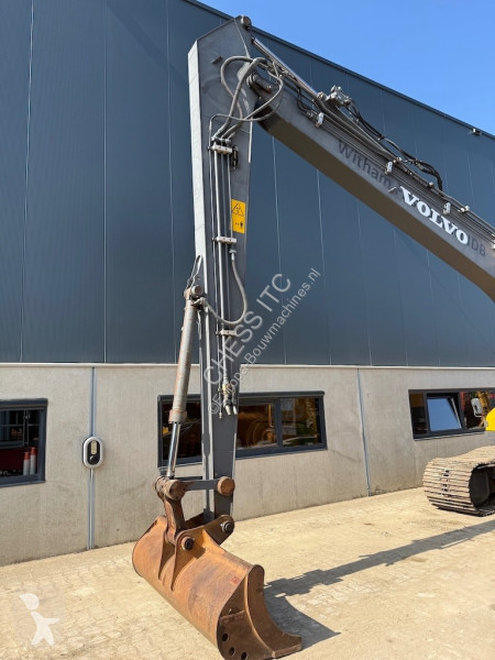 جرافة Volvo 160 D Long Reach - 180 - 220 - 140