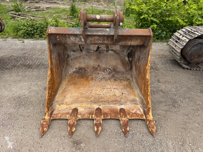 جرافة Komatsu