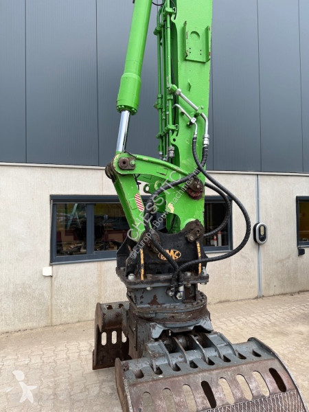 جرافة Sennebogen 817 E - 817M E - 818 E - E