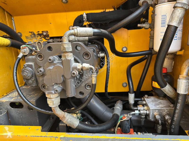 Rýpadlo Volvo EC180LC