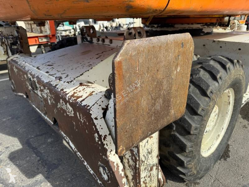 Escavadora Komatsu PW180-7E0